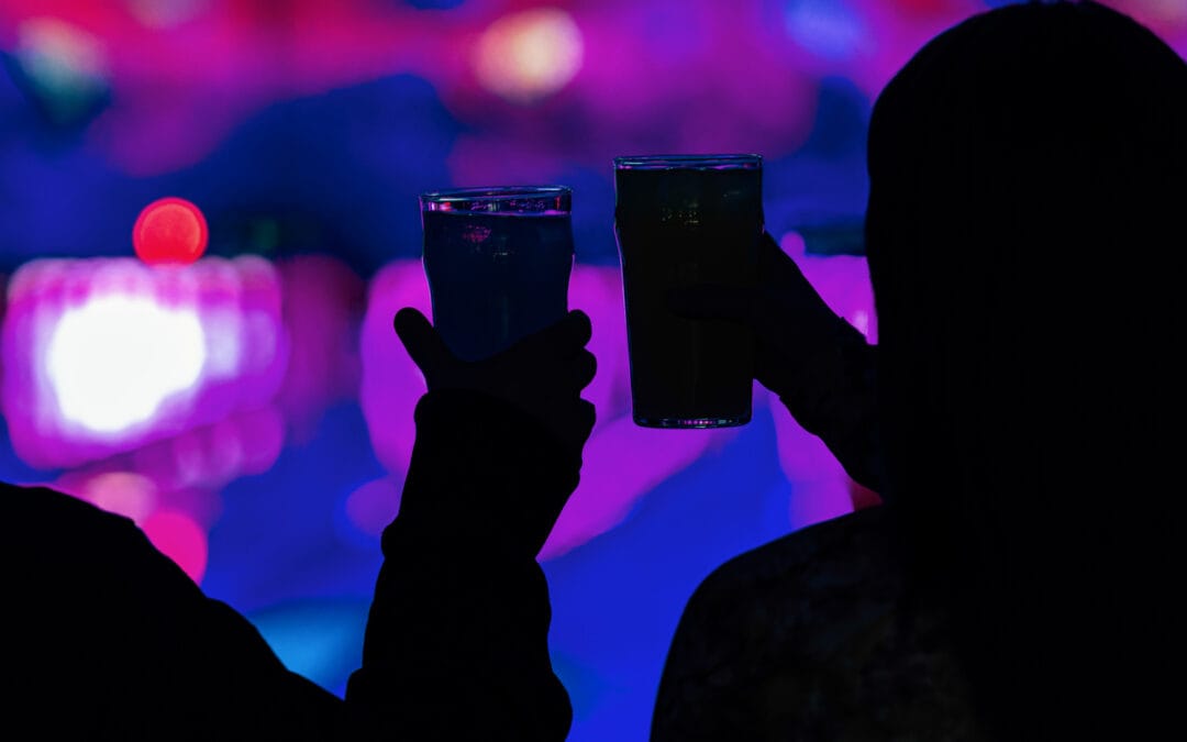 Parhaat treffi-ideat Oulussa – miksi Oulun keilahalli on täydellinen treffipaikka